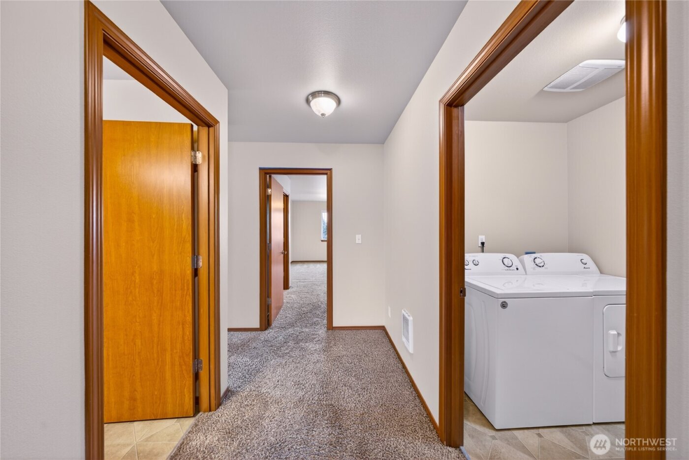 80 NE Melrose Drive , Oak Harbor, WA 98277