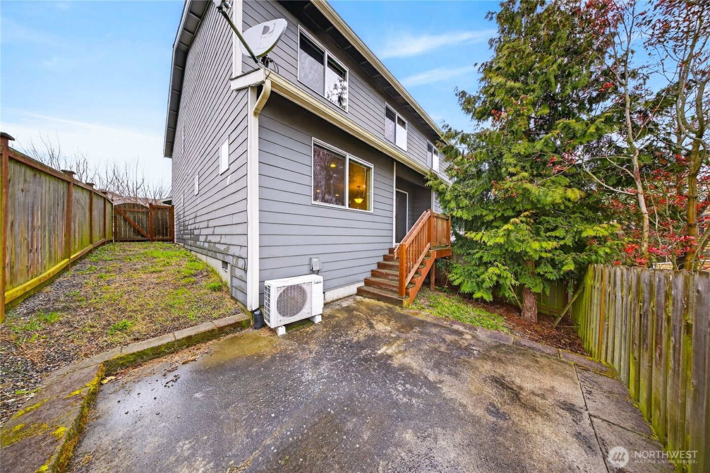 80 NE Melrose Drive , Oak Harbor, WA 98277