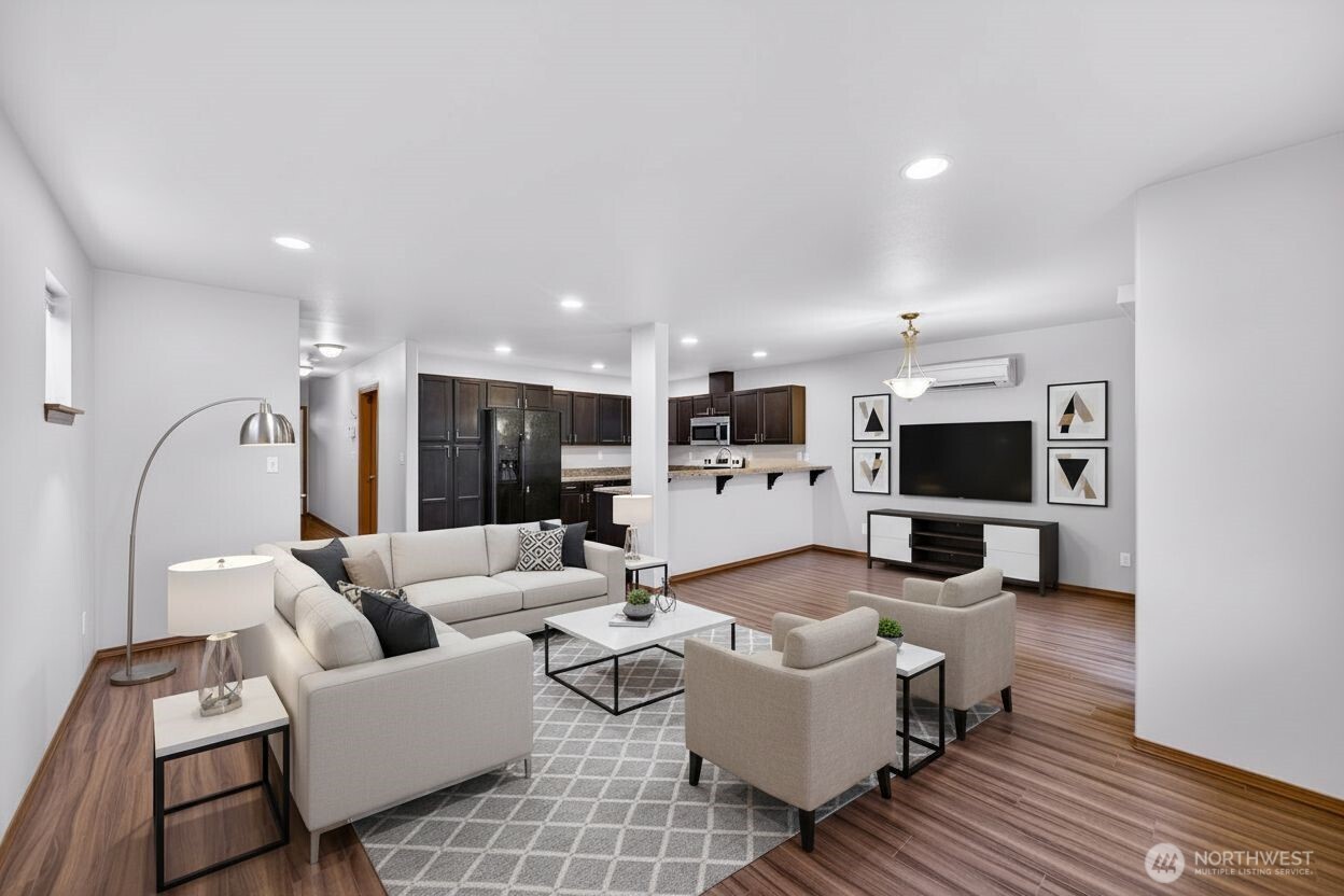 80 NE Melrose Drive , Oak Harbor, WA 98277