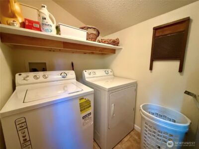 961 N Potlatch Drive , Hoodsport, WA 98548 - Photo 12