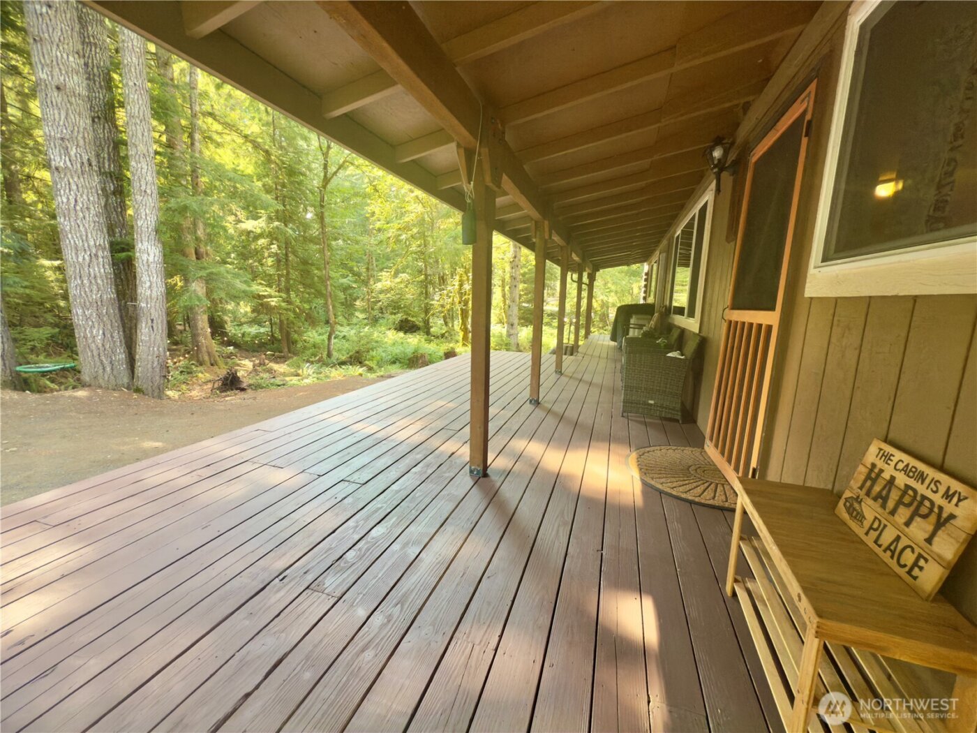 961 N Potlatch Drive , Hoodsport, WA 98548