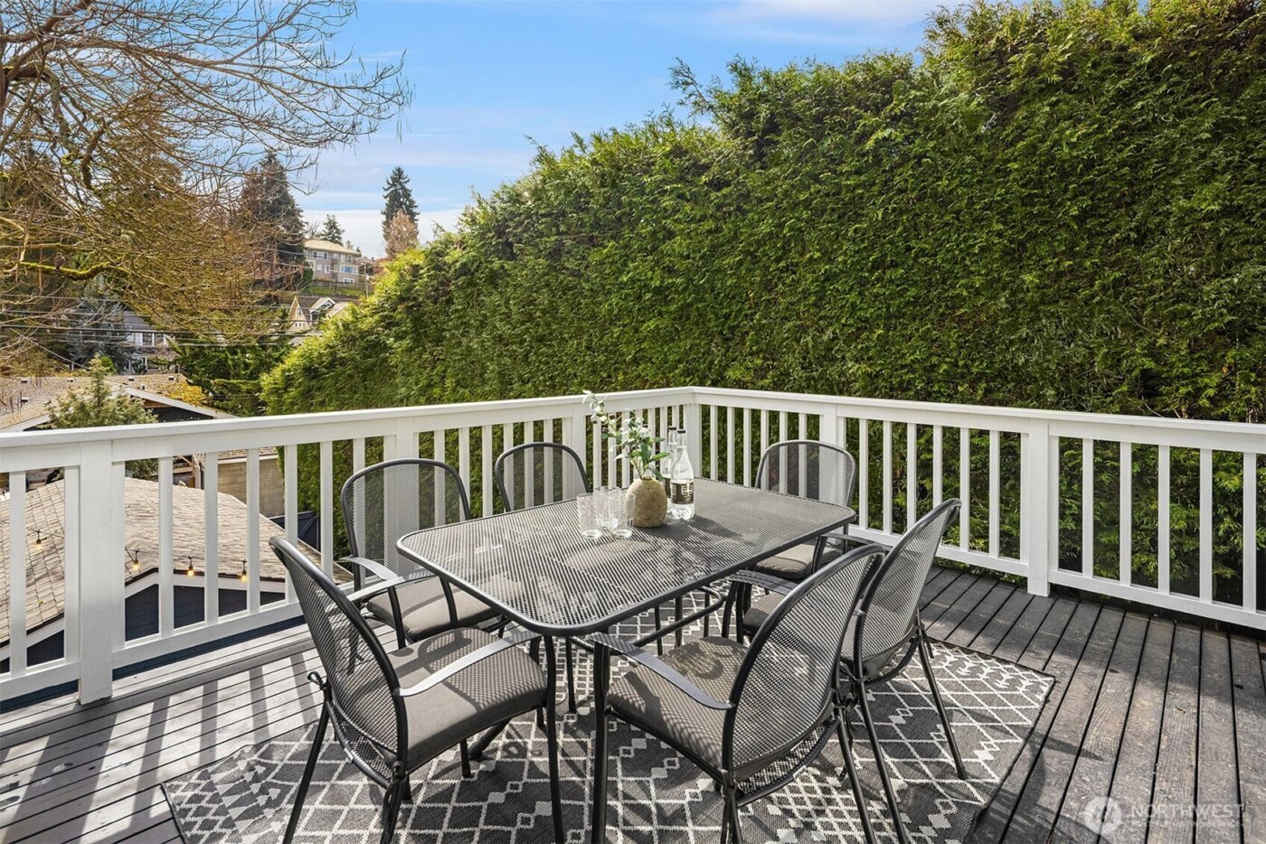 917 E Allison Street , Seattle, WA 98102