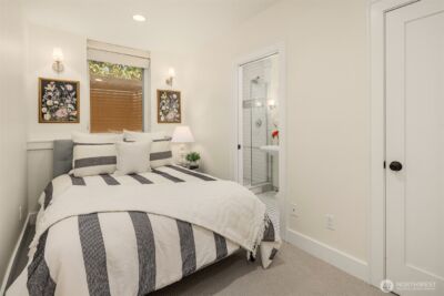 917 E Allison Street , Seattle, WA 98102 - Photo 31