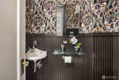 917 E Allison Street , Seattle, WA 98102 - Photo 8