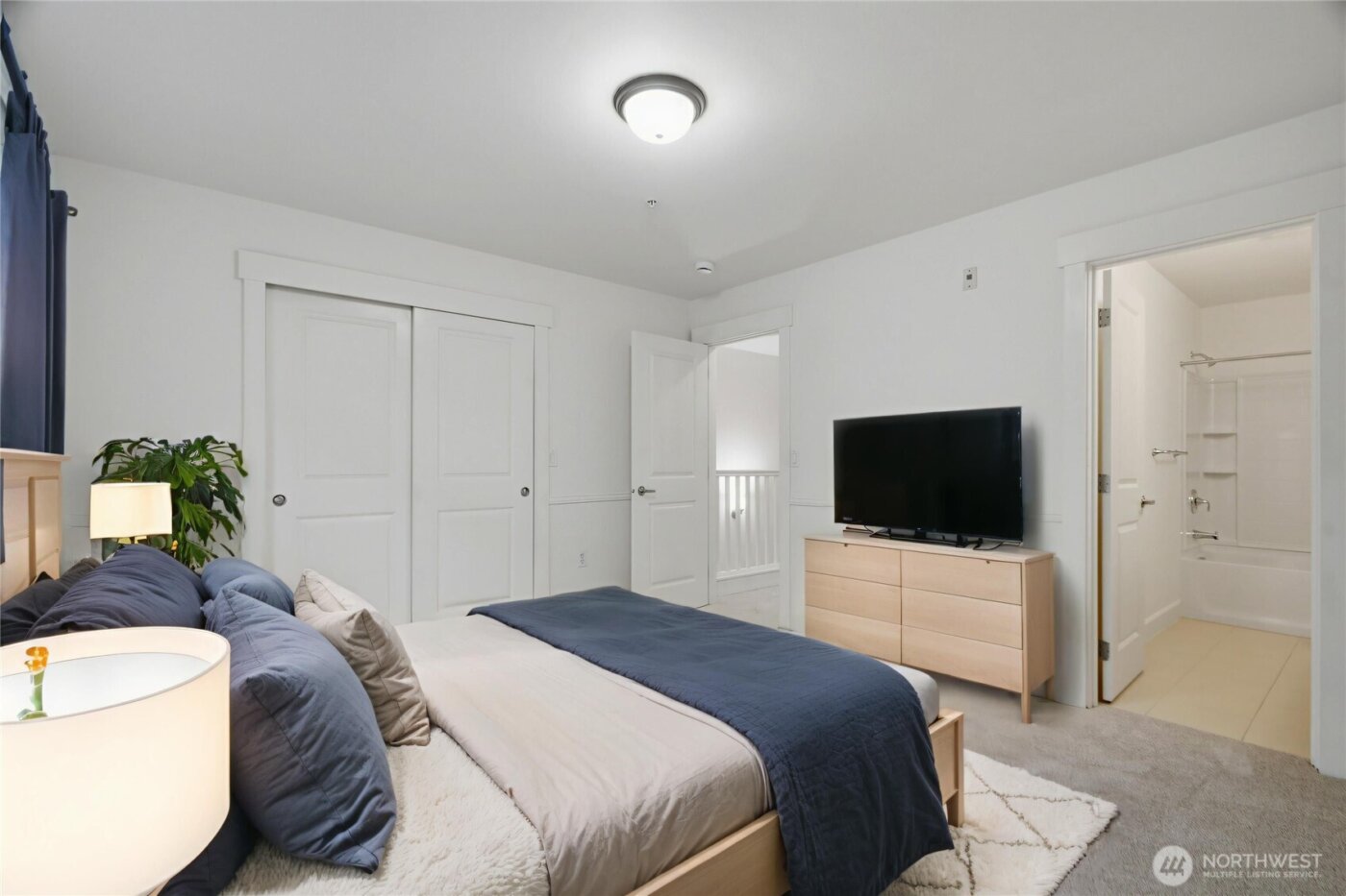 2115 201st Place SE #B2, Bothell, WA 98012