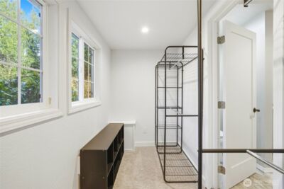 16714 SE Newport Way , Bellevue, WA 98006-7144 - Photo 21