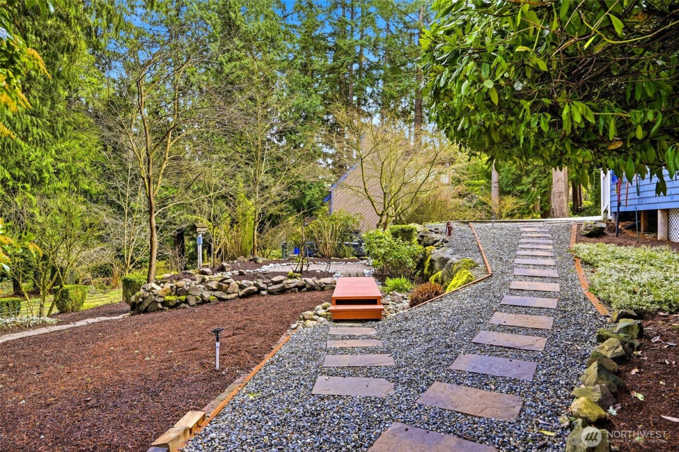 16714 SE Newport Way , Bellevue, WA 98006-7144