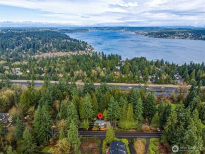 16714 SE Newport Way , Bellevue, WA 98006-7144 - Photo 29