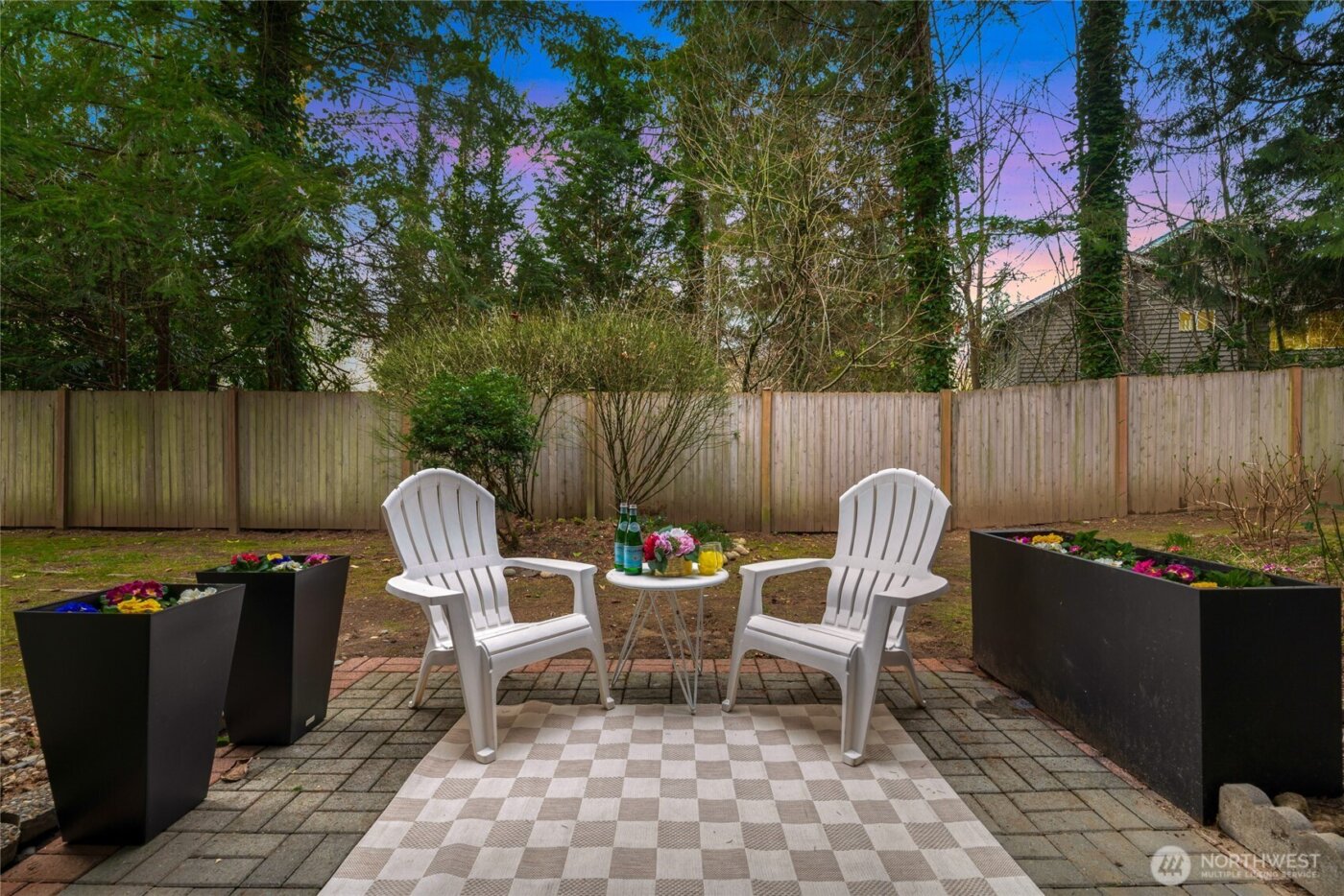 19123 Ballinger Way NE #102, Lake Forest Park, WA 98155-2448