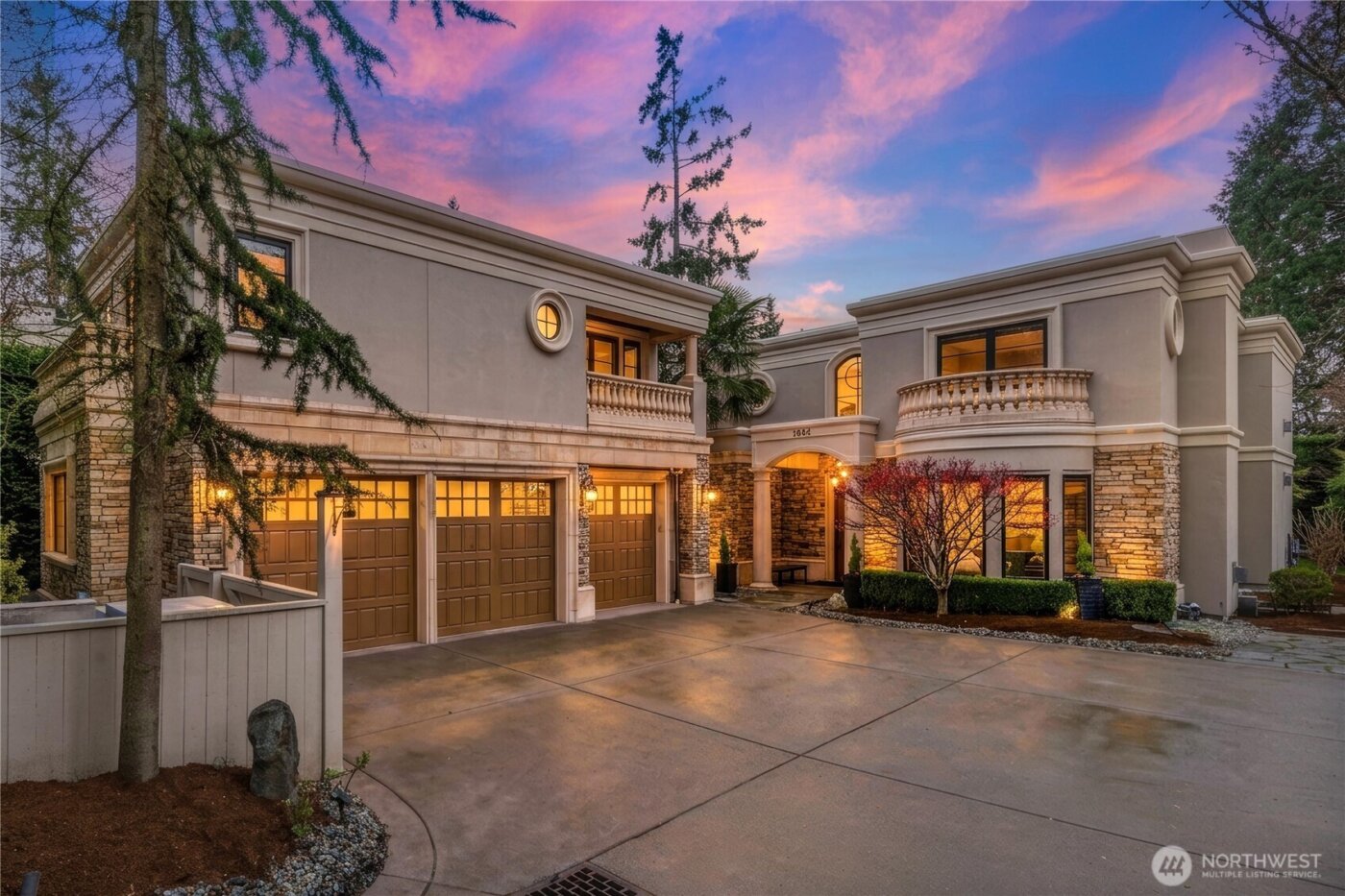 1444 Evergreen Point Rd , Medina, WA 98039