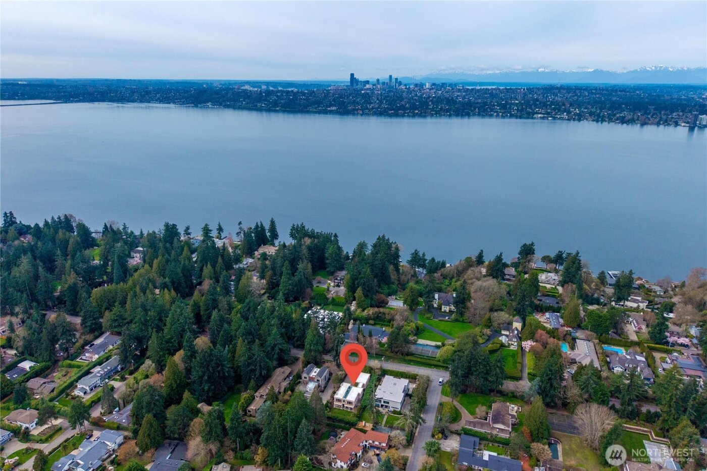 1444 Evergreen Point Rd , Medina, WA 98039