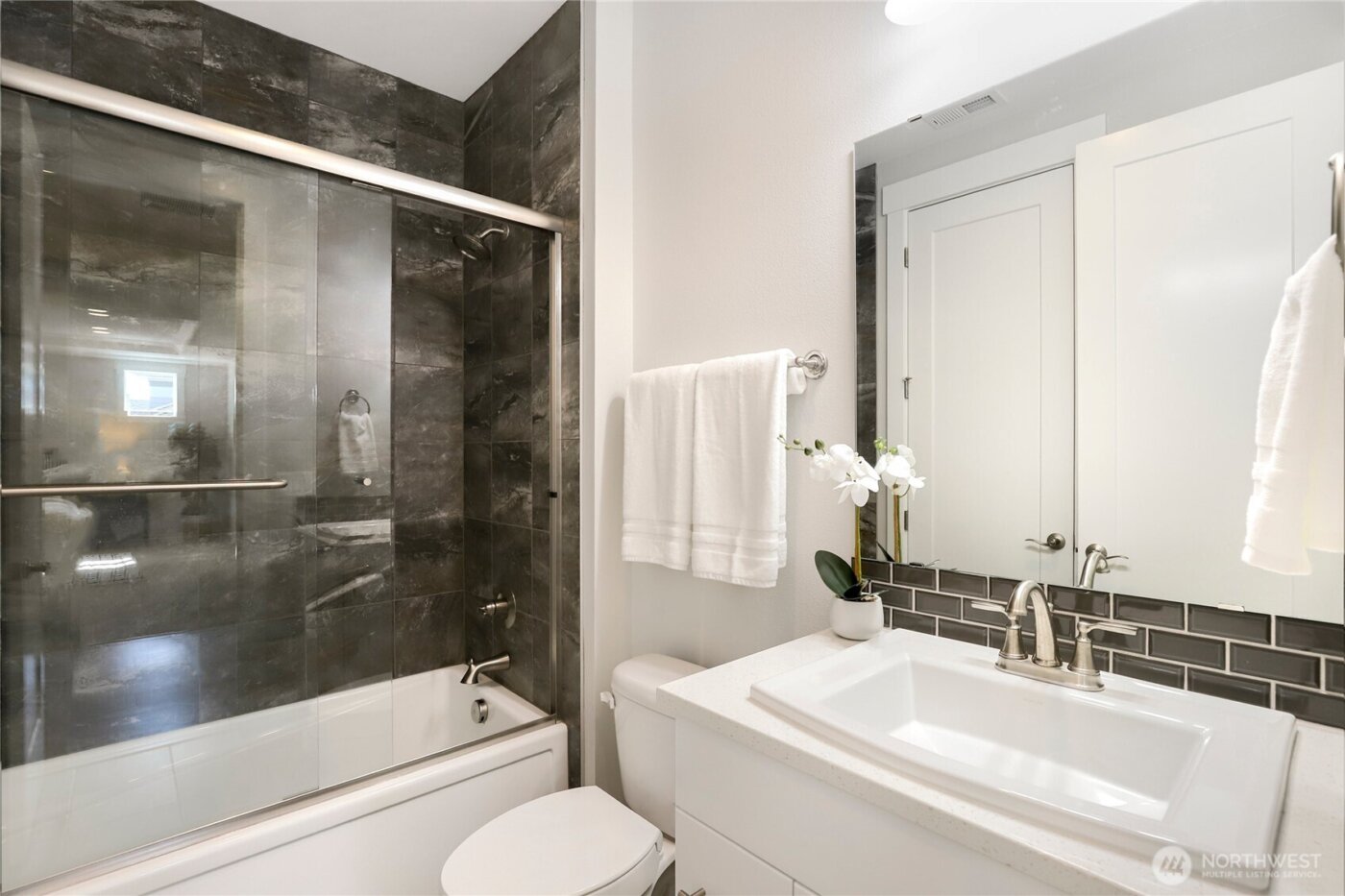 6136 Harbor Inlet Lane NW, Bremerton, WA 98311