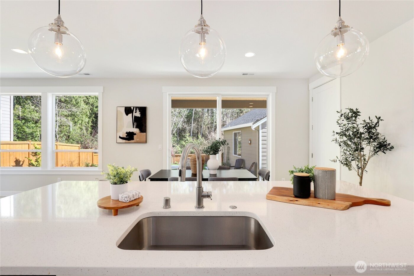 6136 Harbor Inlet Lane NW, Bremerton, WA 98311