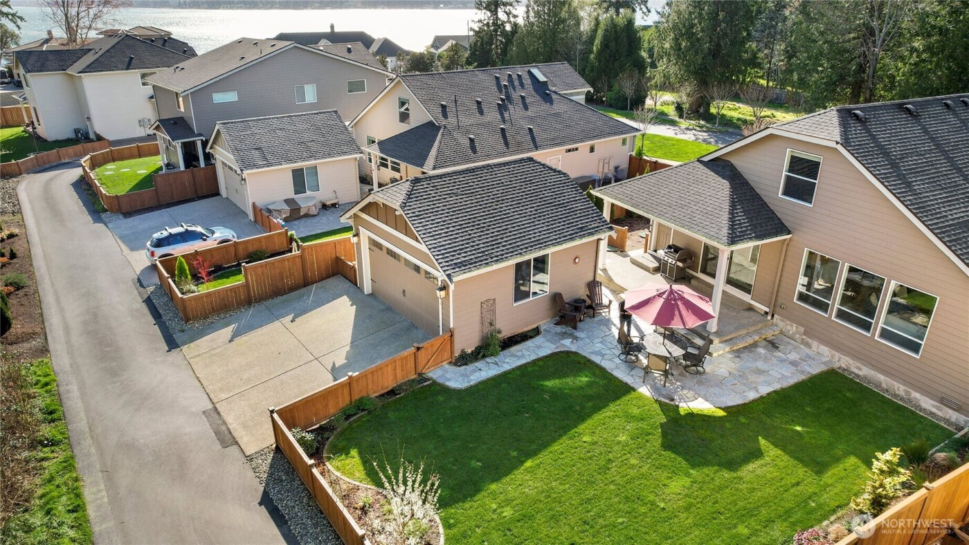 6136 Harbor Inlet Lane NW, Bremerton, WA 98311