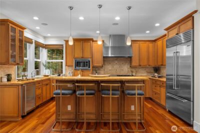 2315 38th Avenue E, Seattle, WA 98112 - Photo 11