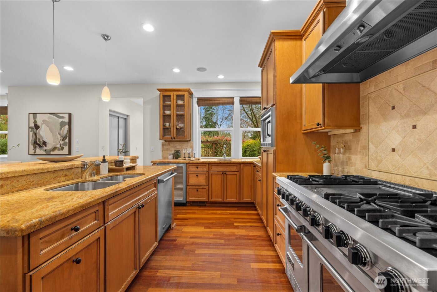 2315 38th Avenue E, Seattle, WA 98112