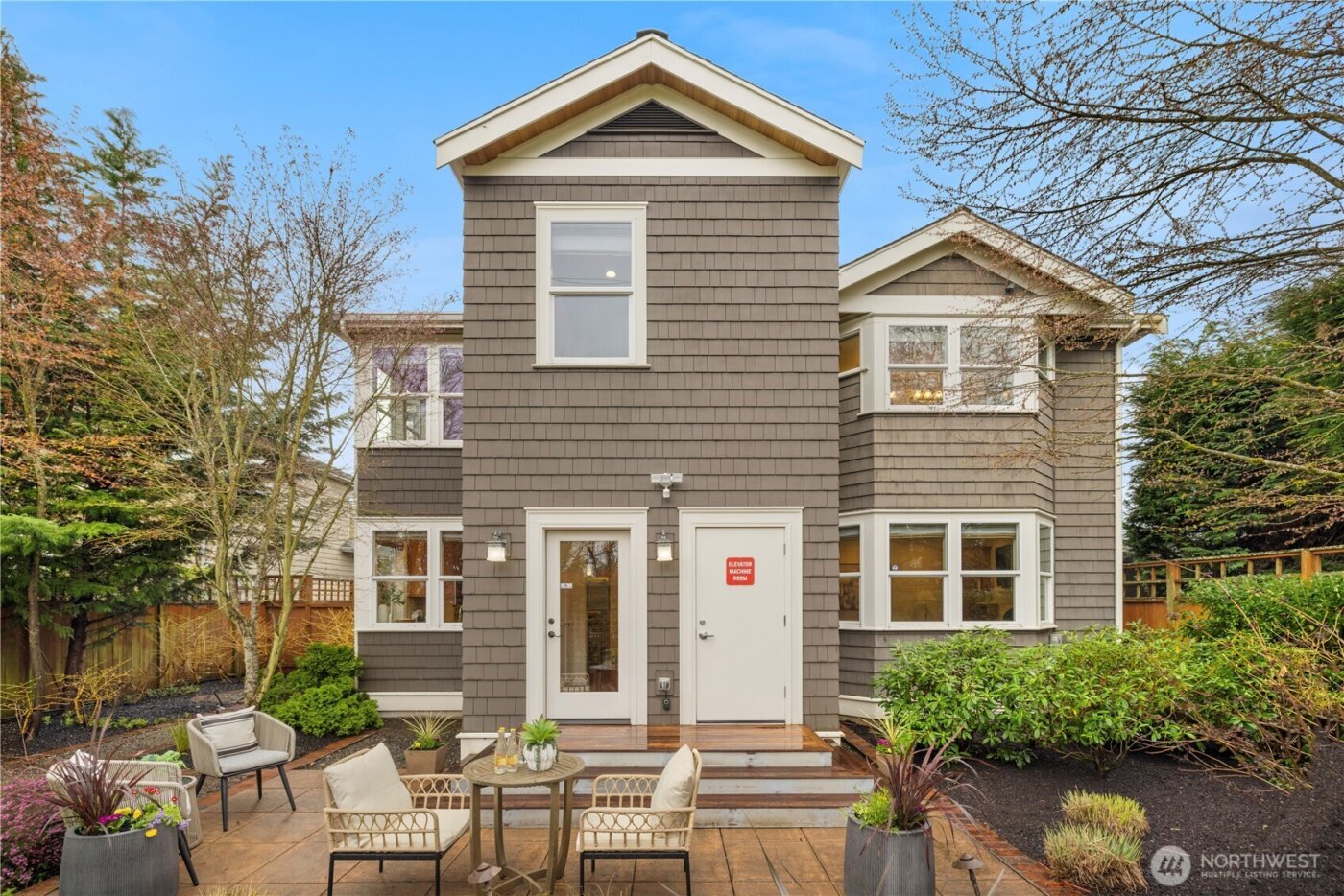 2315 38th Avenue E, Seattle, WA 98112