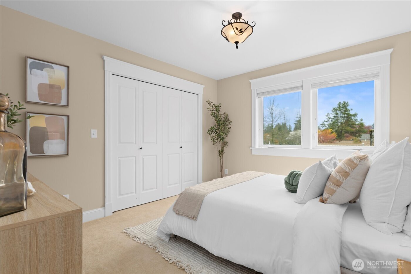 2315 38th Avenue E, Seattle, WA 98112