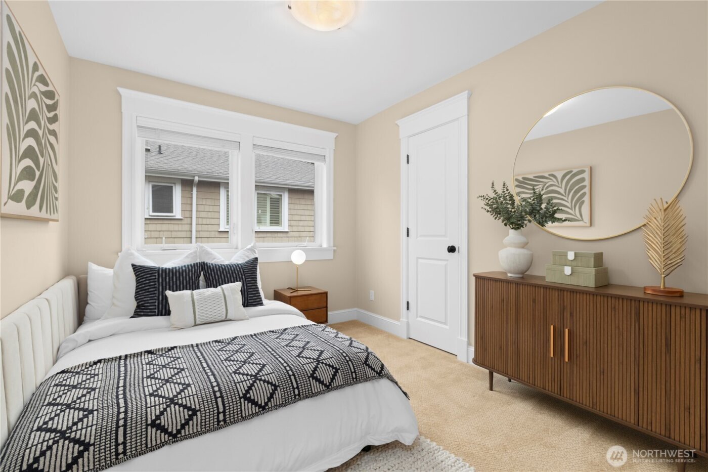 2315 38th Avenue E, Seattle, WA 98112