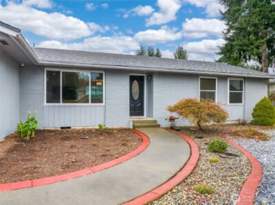 2715 148th Street Ct E, Tacoma, WA 98445 - Photo 2