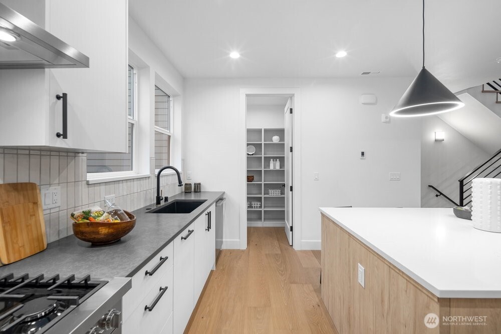 976 7th Ave NW (Homesite #6) , Issaquah, WA 98027