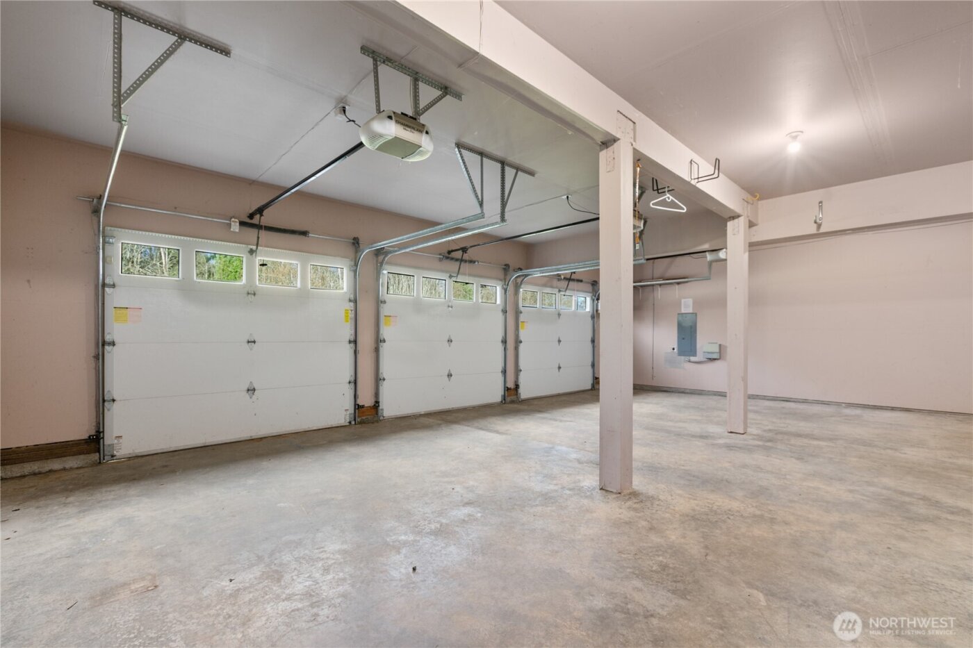 3876 Aldergrove Road , Ferndale, WA 98248