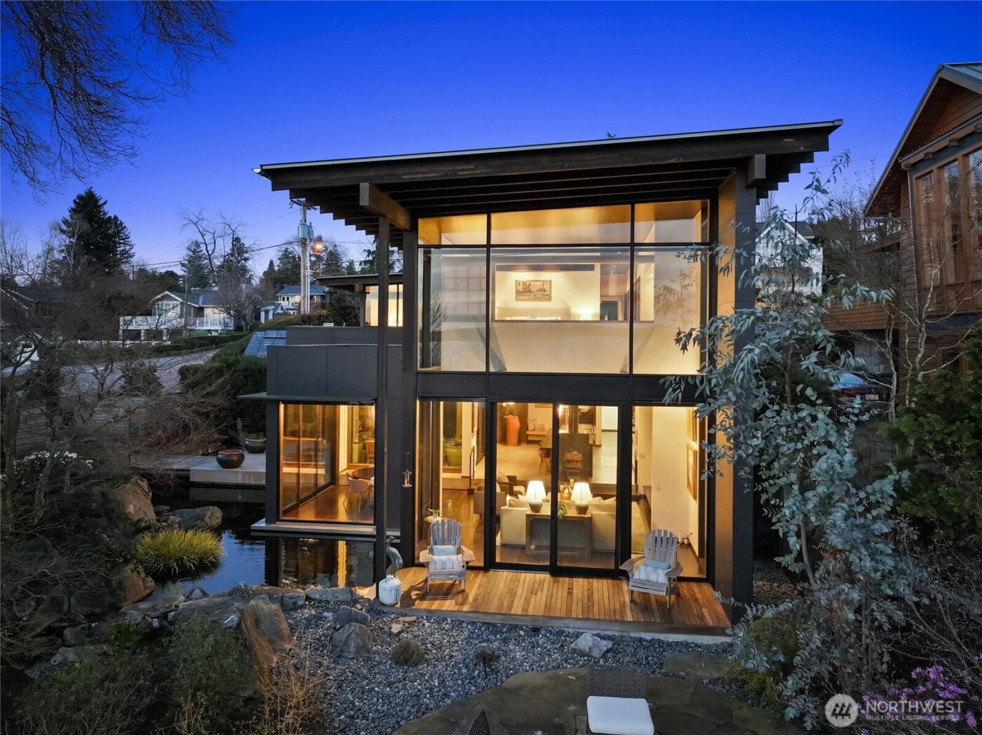 919 6th Street W, Kirkland, WA 98033-4871