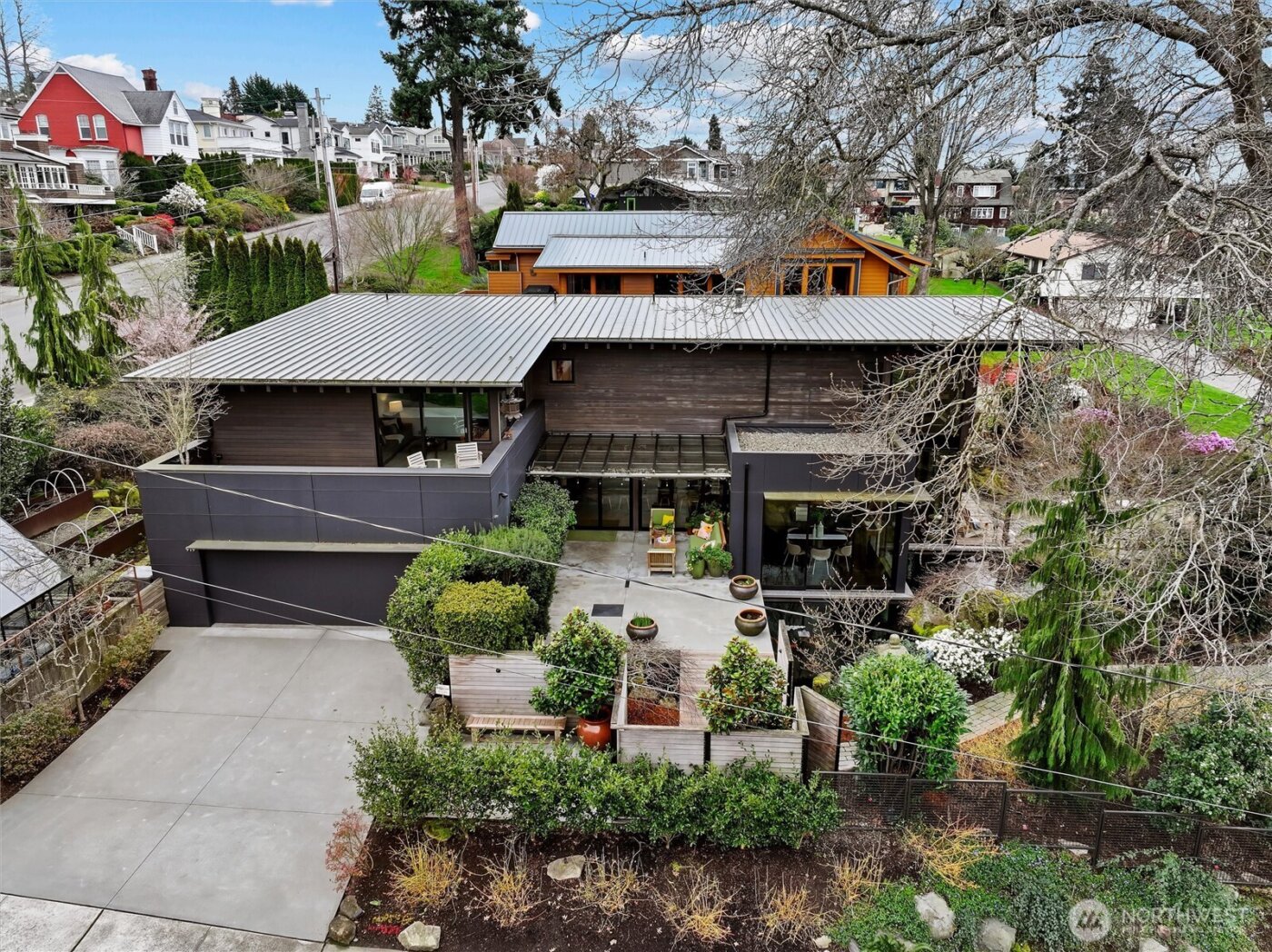 919 6th Street W, Kirkland, WA 98033-4871