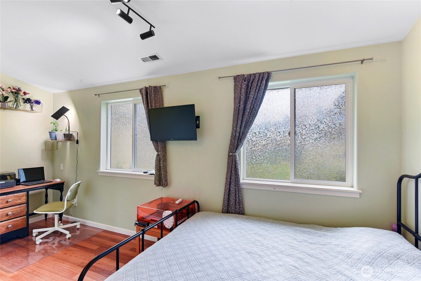 606 206 Avenue NW, Lakebay, WA 98349