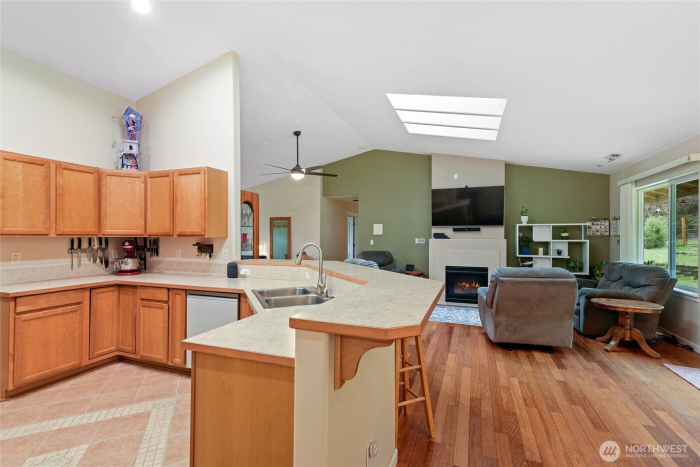 606 206 Avenue NW, Lakebay, WA 98349