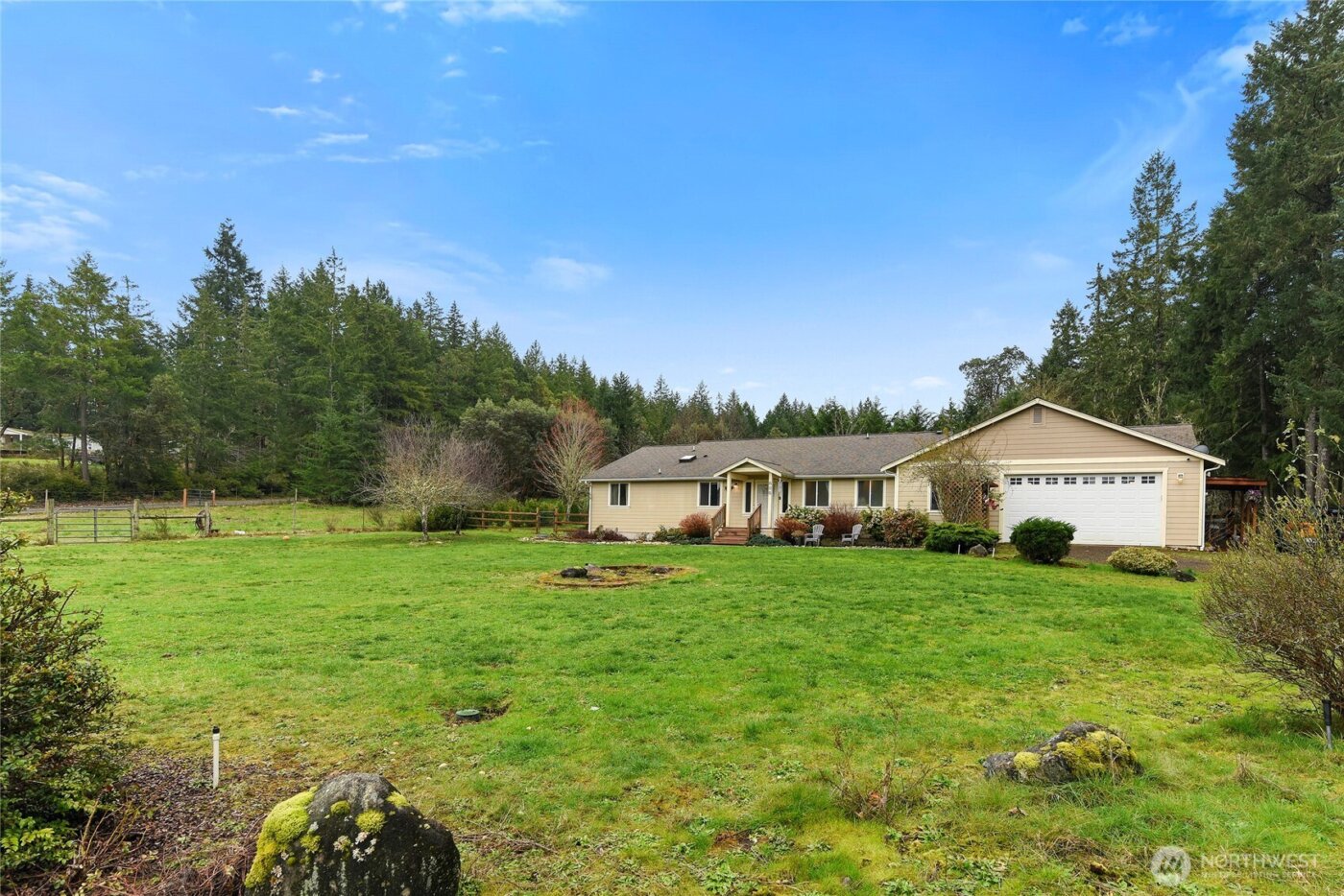 606 206 Avenue NW, Lakebay, WA 98349