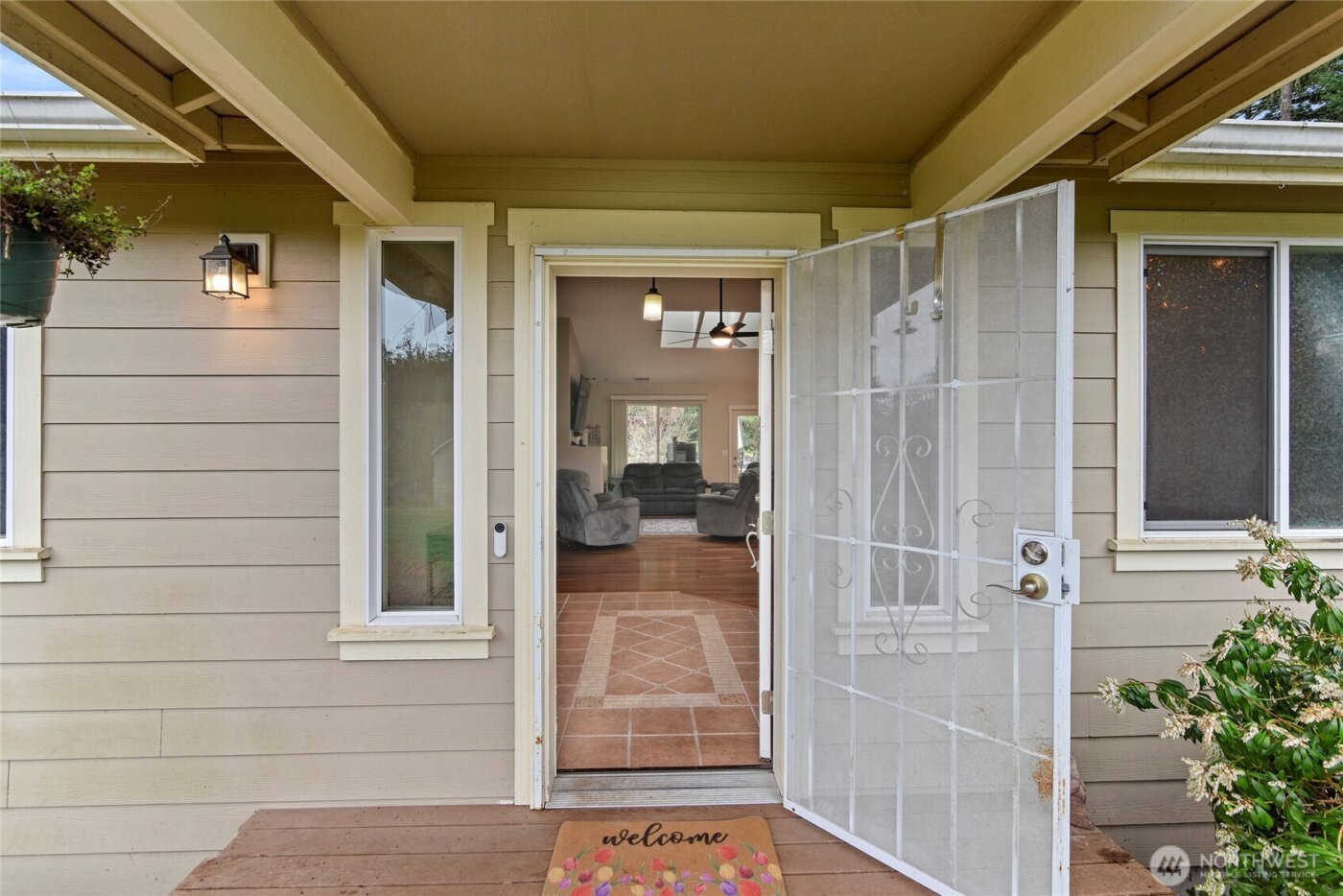 606 206 Avenue NW, Lakebay, WA 98349