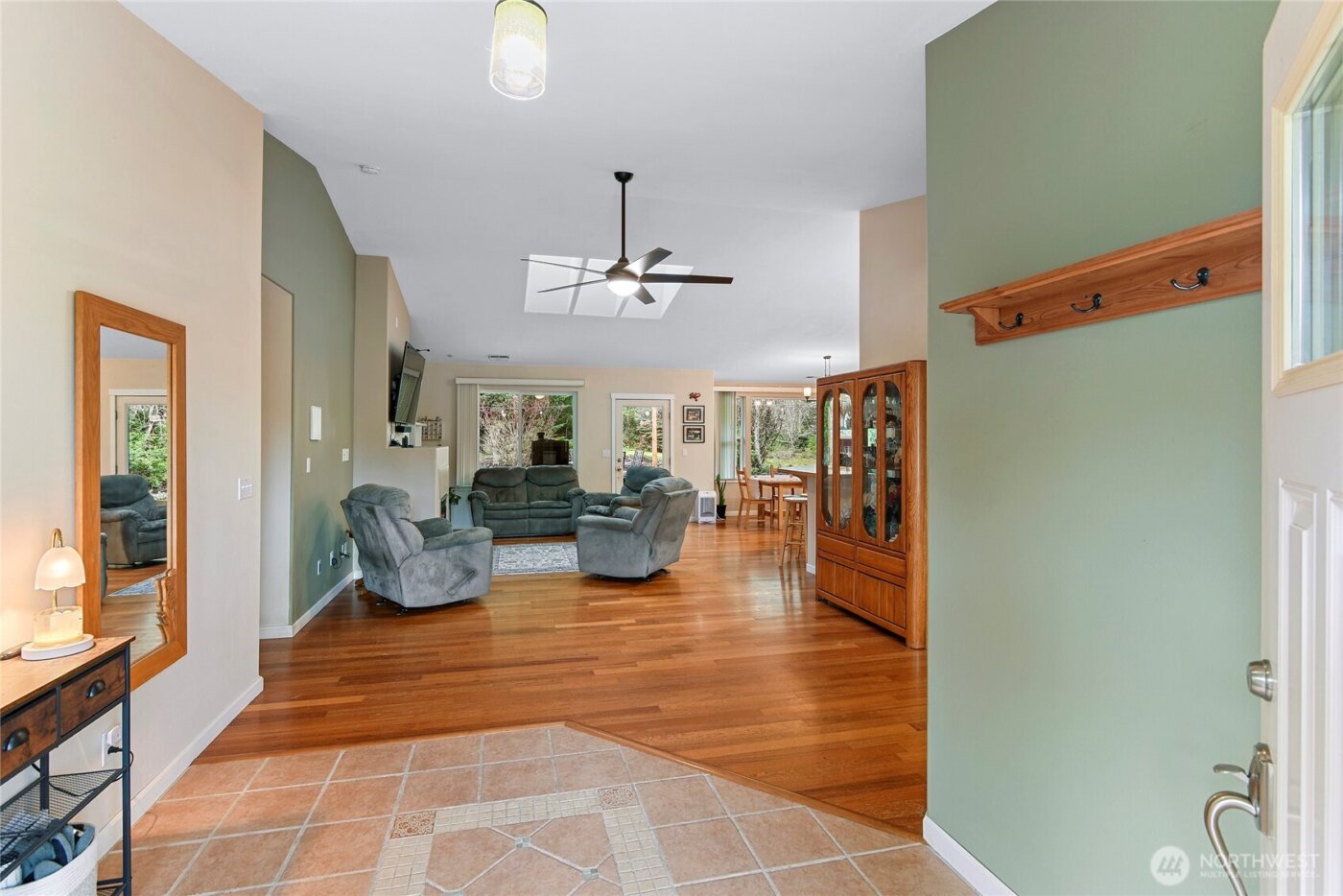 606 206 Avenue NW, Lakebay, WA 98349