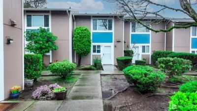 10601 SE 252nd Street #O2, Kent, WA 98030