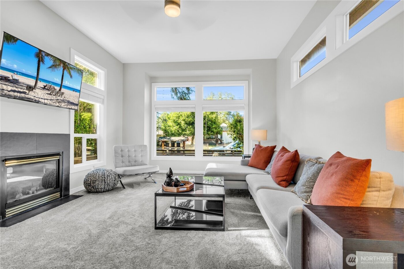 441 NE Alder Street #1, Issaquah, WA 98027-3422