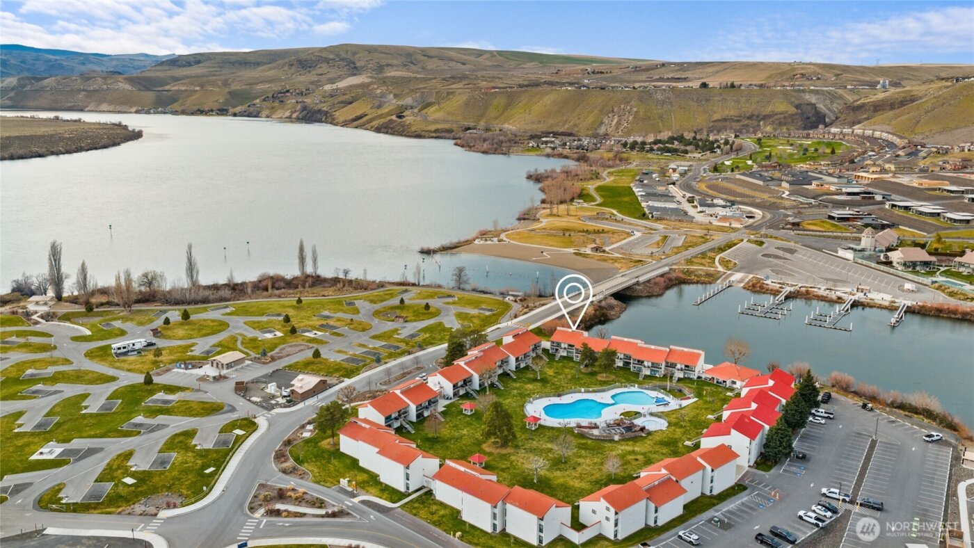 8903 Crescent Bar Road NW #172, Quincy, WA 98848