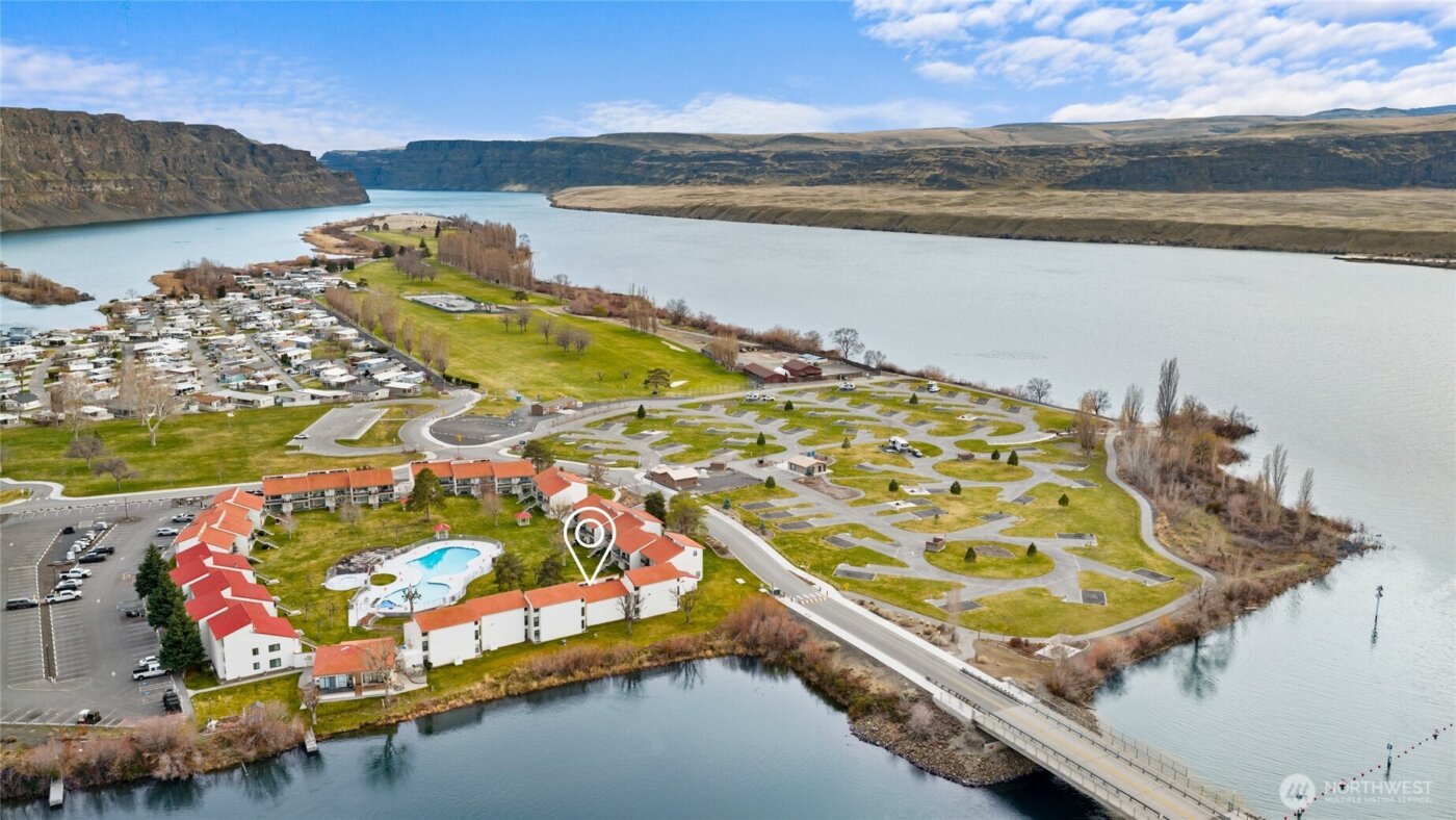 8903 Crescent Bar Road NW #172, Quincy, WA 98848