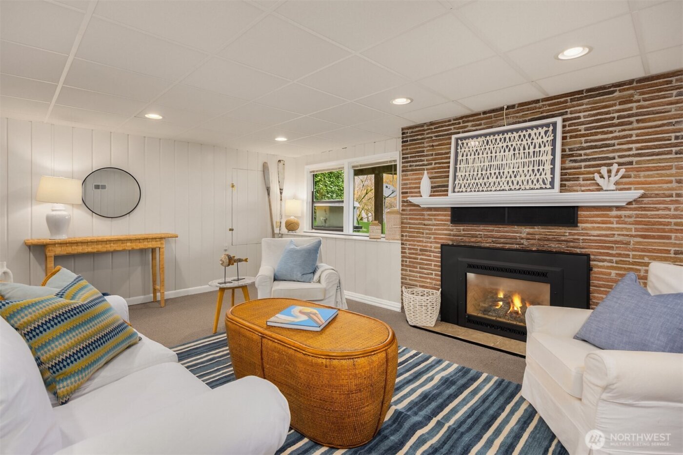 7946 Grand Avenue NE, Bainbridge Island, WA 98110