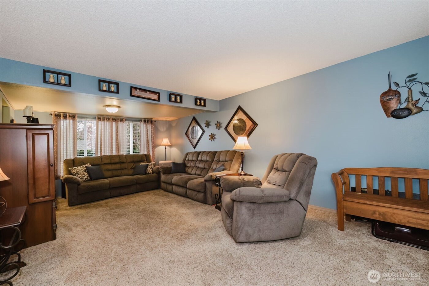 401 Pennie Lane , Bremerton, WA 98310-2279