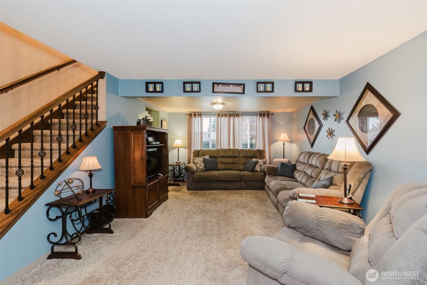 401 Pennie Lane , Bremerton, WA 98310-2279