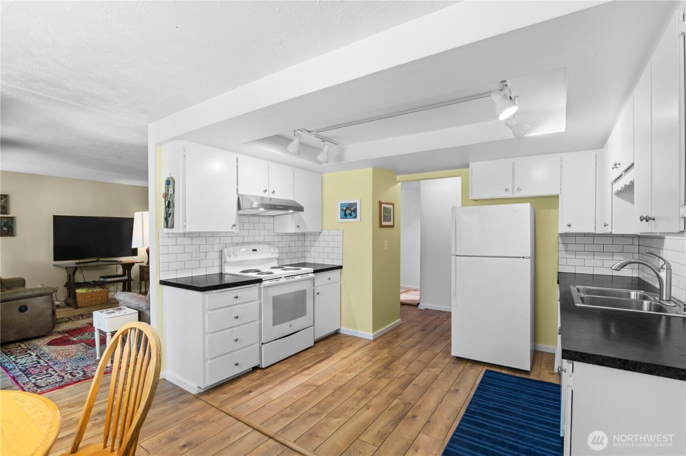 1211 N 8th Street #4, Mount Vernon, WA 98273