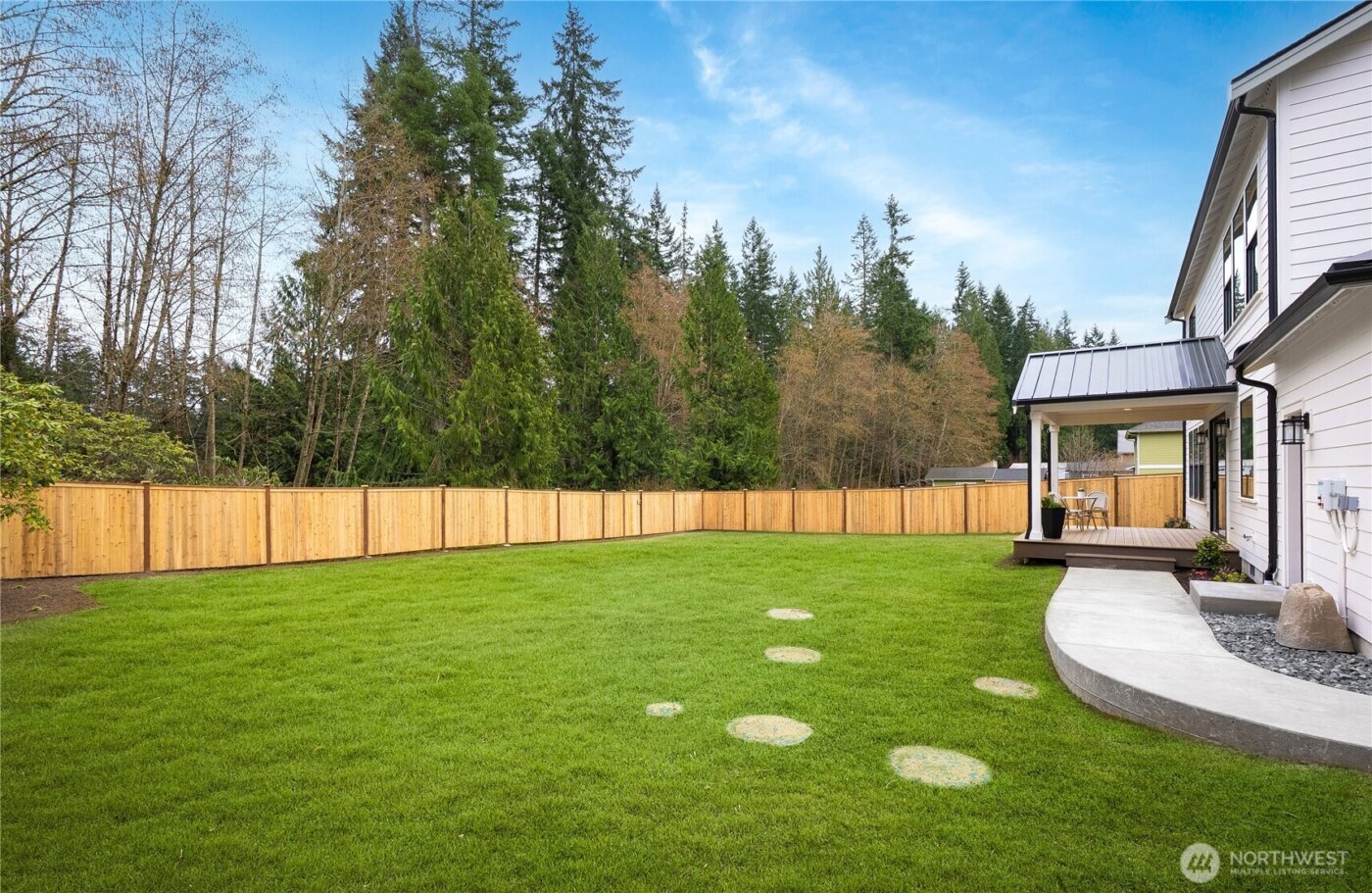 22917 102ND Avenue SE, Woodinville, WA 98077