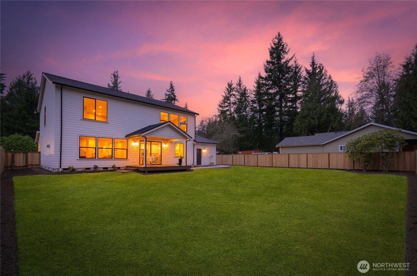 22917 102ND Avenue SE, Woodinville, WA 98077