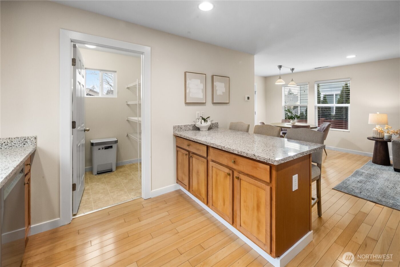 22669 Fern Reach Circle NE, Redmond, WA 98053