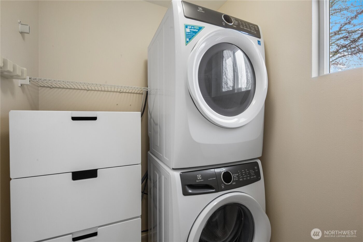 22669 Fern Reach Circle NE, Redmond, WA 98053