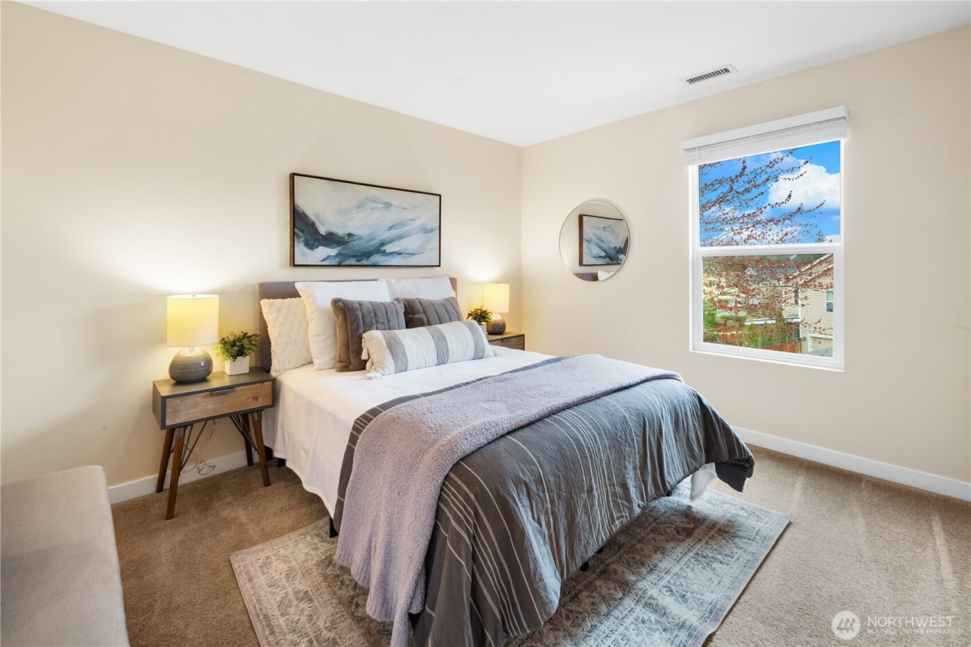 22669 Fern Reach Circle NE, Redmond, WA 98053