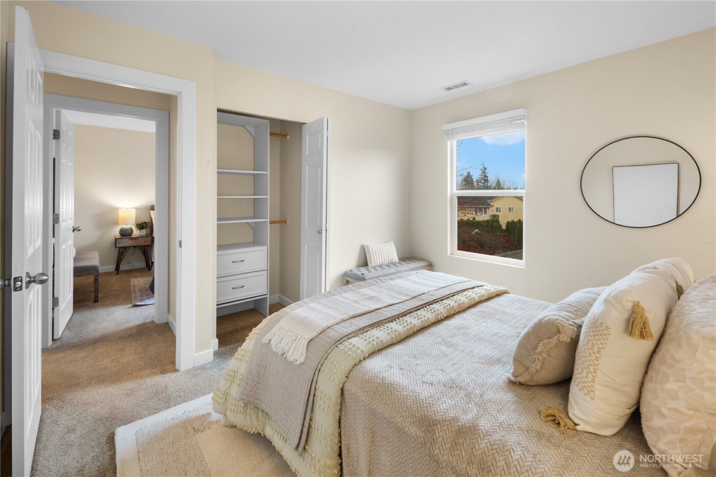 22669 Fern Reach Circle NE, Redmond, WA 98053