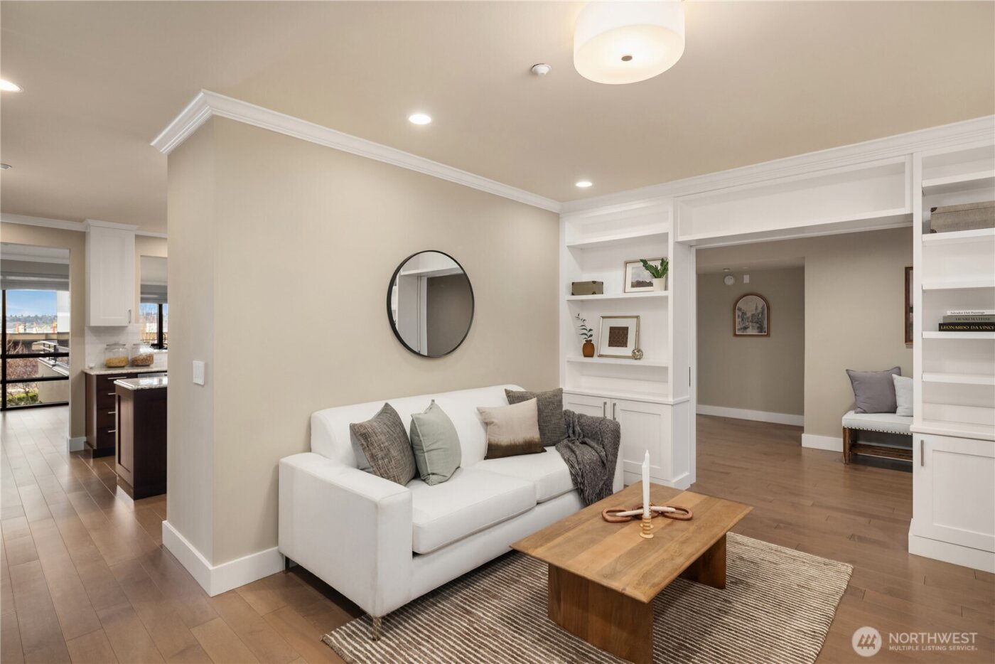 735 1st Street S #103, Kirkland, WA 98033