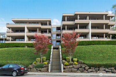 735 1st Street S #103, Kirkland, WA 98033 - Photo 2