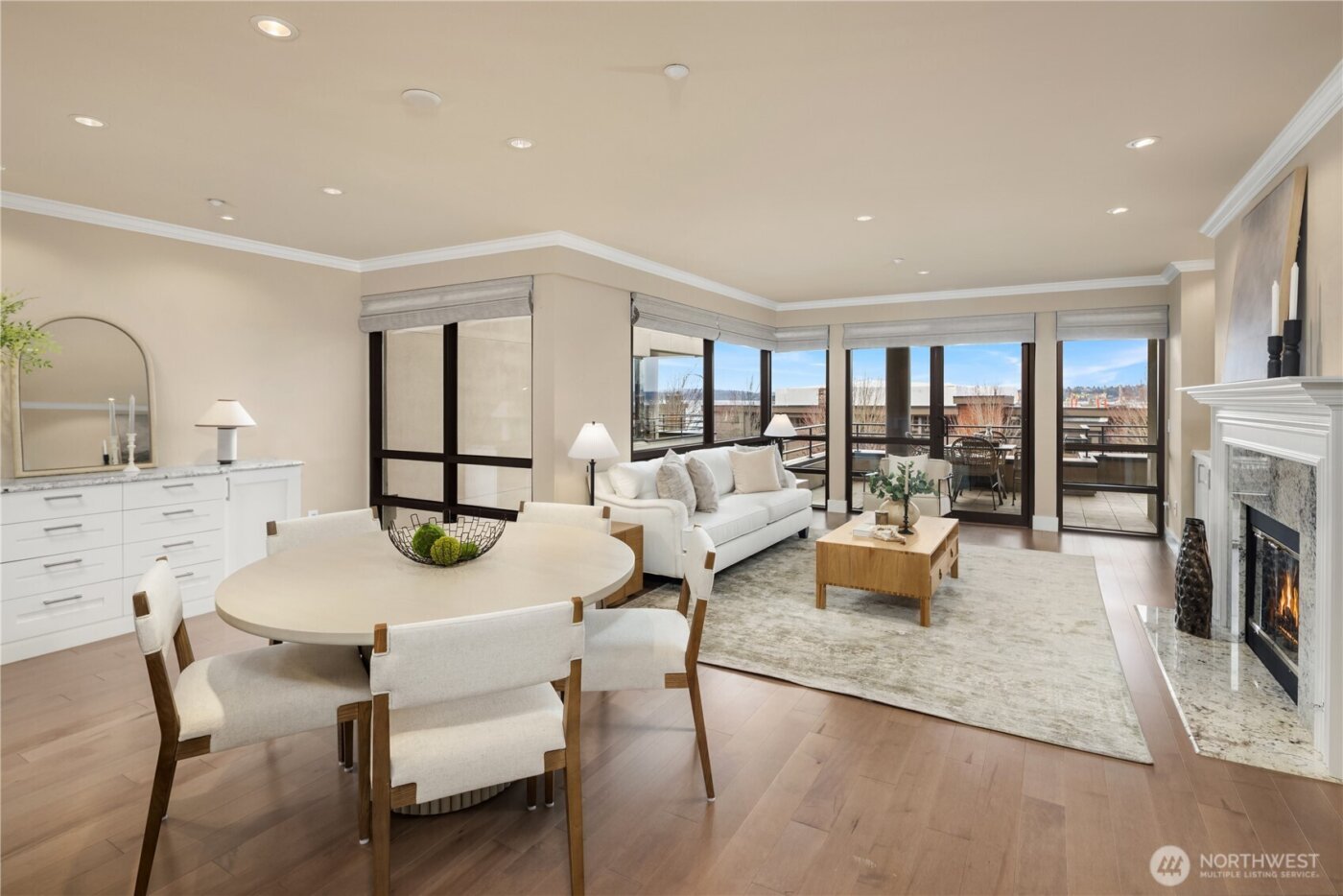 735 1st Street S #103, Kirkland, WA 98033